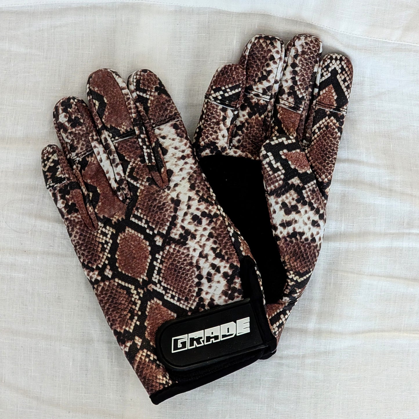 Grade Freeride Slide Gloves